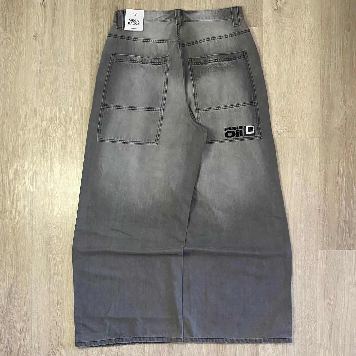 Multi-pocket Washed Baggy Jeans